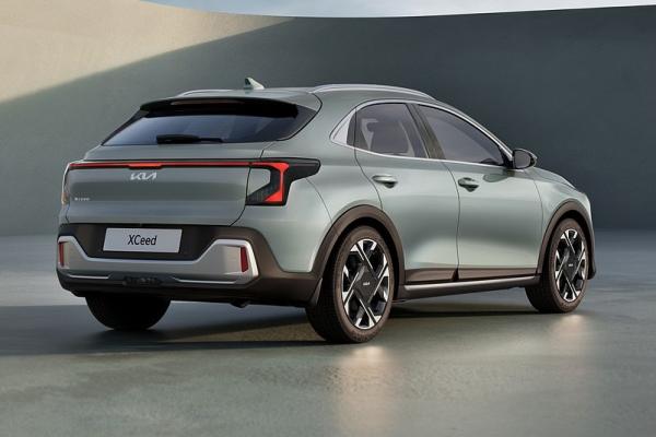 Kia �������� ��, ��� �������� �� �eed - 2
