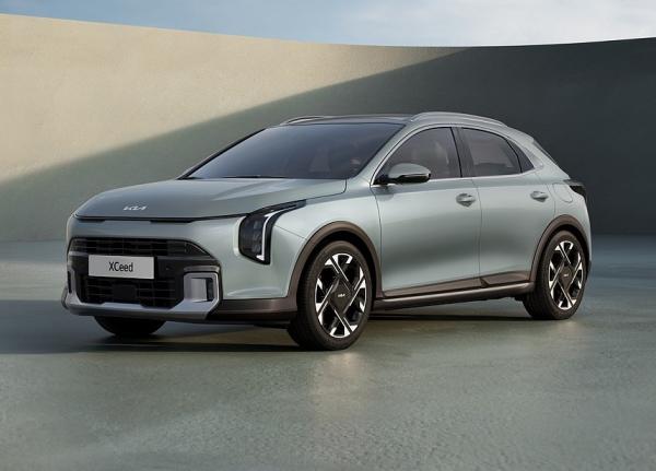 Kia Xceed. ����  Kia 
