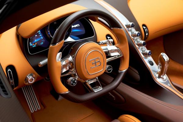 Bugatti �������� W16 Mistral  � ����� ���������� ������ - 1