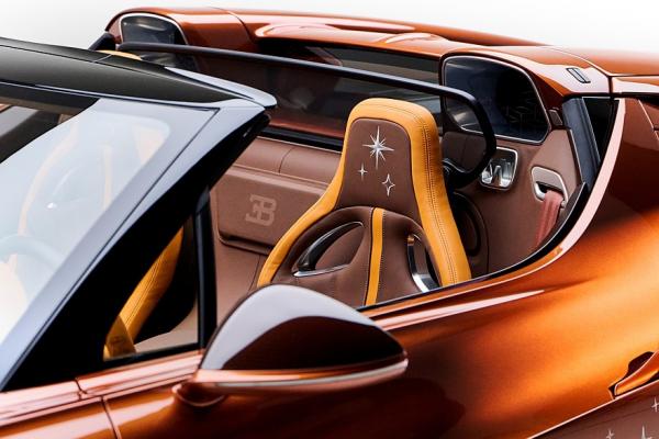 Bugatti �������� W16 Mistral  � ����� ���������� ������ - 2