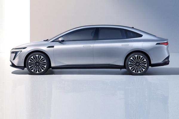 � ���������, Primera! Nissan ���������� ������� ������ - 1