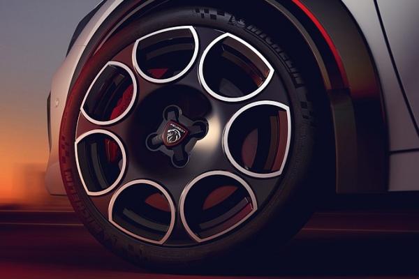 Peugeot  �������  "�������" E-208 GTi  - 1