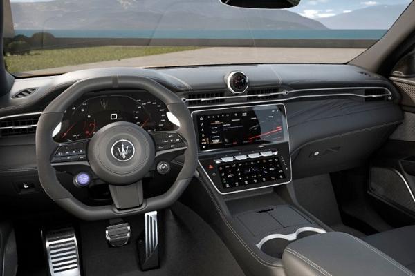Maserati выкатила Grecale "в рестайлинге" - 2