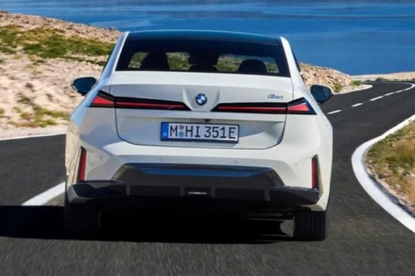 Дорого и быстро: BMW начала продажи i3 - 3