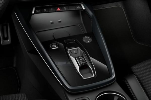 Audi A3 заметно обновились. Изнутри - 3