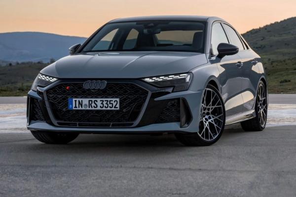 Audi A3 заметно обновились. Изнутри - 5
