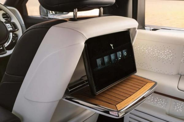 Rolls-Royce выкатил уникальный "морской" Phantom - 3