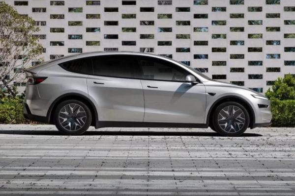 Растянутый Tesla Model Y выходит за пределы Китая - 1