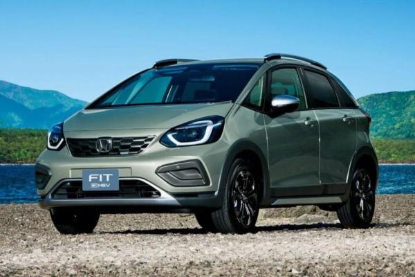 Honda обновила "родной" Fit - 3