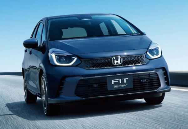 Honda Fit. Фото Honda