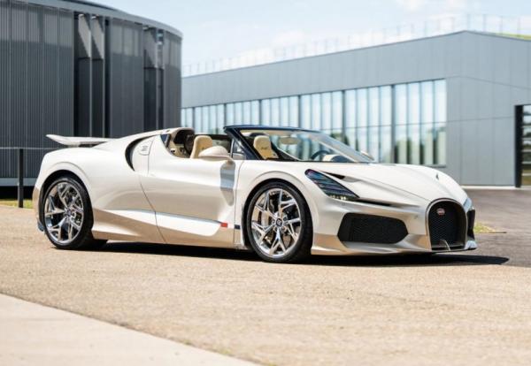 Bugatti Mistral. Фото Bugatti