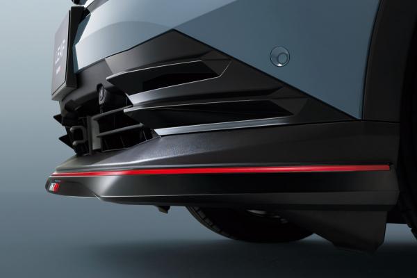Nissan Leaf вышел в версии от Nismo - 1