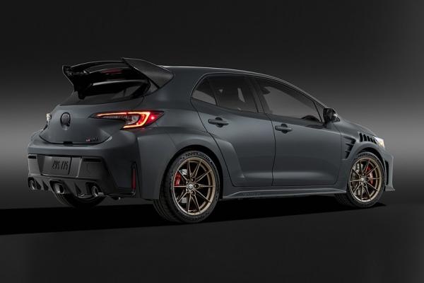 Редкий и горячий: Toyota оценила GRMN Corolla - 4