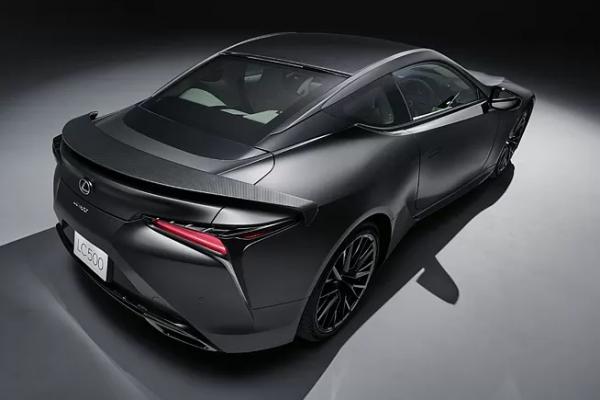 Lexus прощается с суперкаром LC - 2