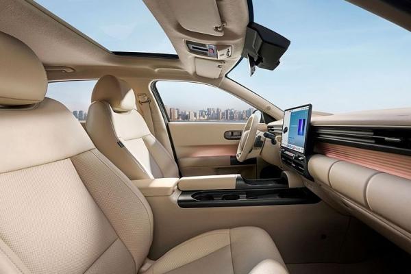 Hyundai ������ �� ����� �����  Elantra - 1