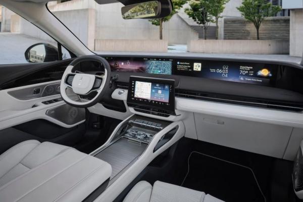 Lincoln ������� �������������� Nautilus  - 1