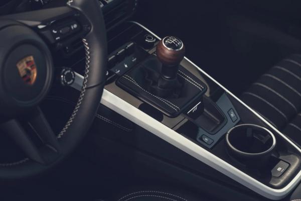 Porsche ������� "�����" �� 911 Carrera S  - 1