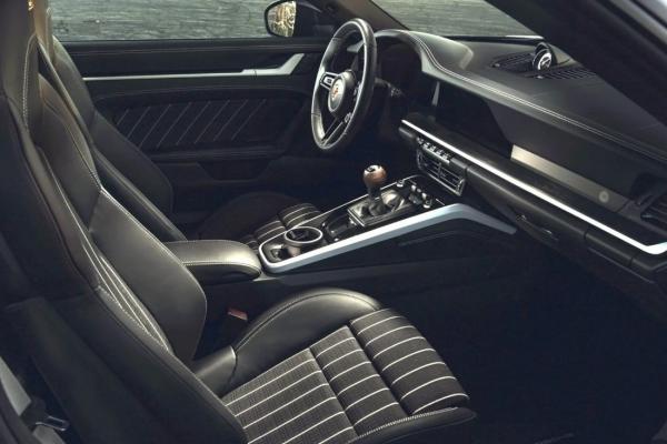 Porsche ������� "�����" �� 911 Carrera S  - 2