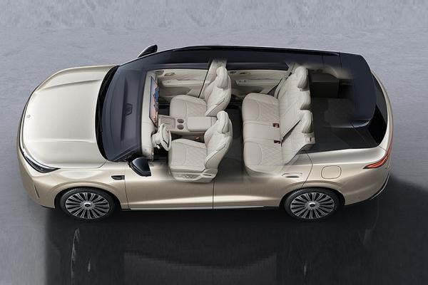 BYD ������ ��������� ���������� Tang - 1