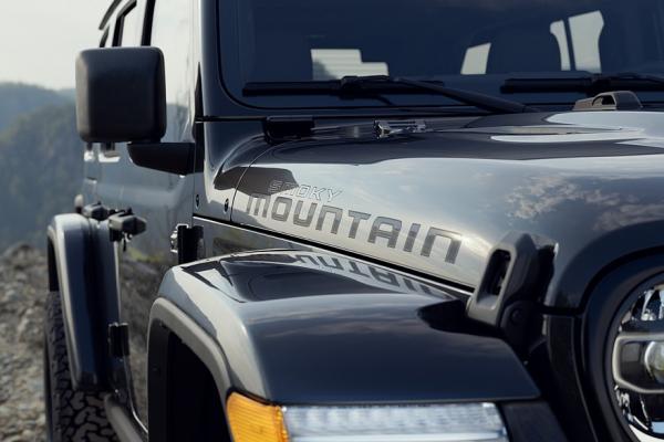 Jeep ���������� Wrangler � ���� - 2