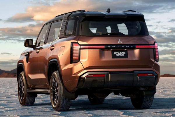 Mitsubishi ����������� ������������ Pajero   - 3