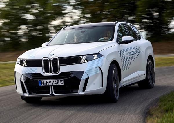 BMW iX5 Hydrogen. ������ BMW
