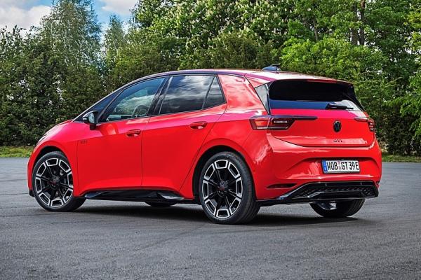 VW выкатил самый мощный GTI - 3
