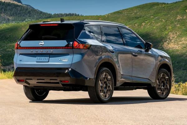 Близнец Nissan X-Trail обновил технику - 3