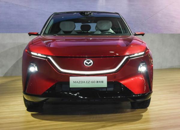 Mazda EZ-60. ���� Mazda 