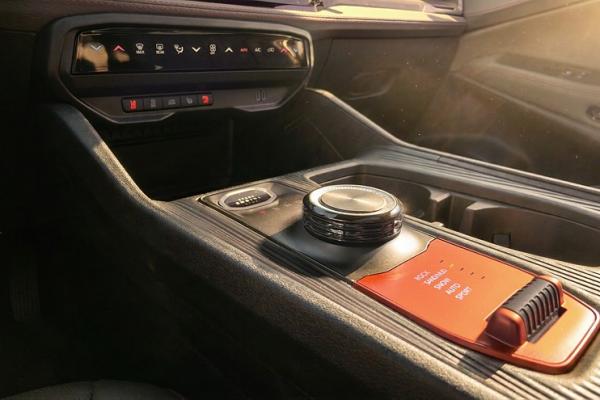Jeep ������� ����� ����������� Cherokee - 4