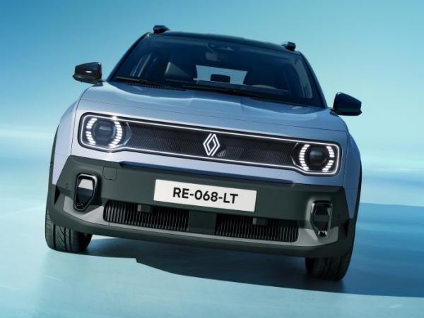 Renault  4 E-Tech. ���� Renault 