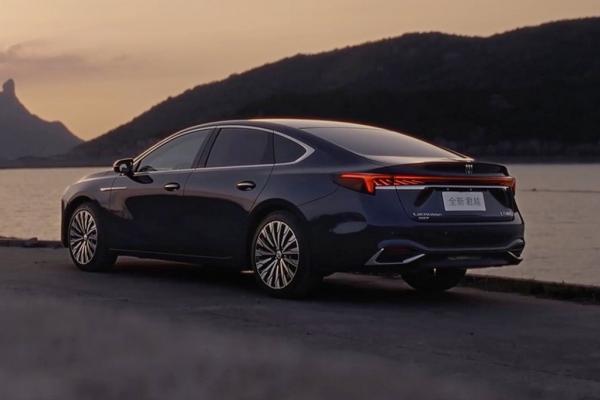 Buick ������� LaCrosse ����� ����������� - 1