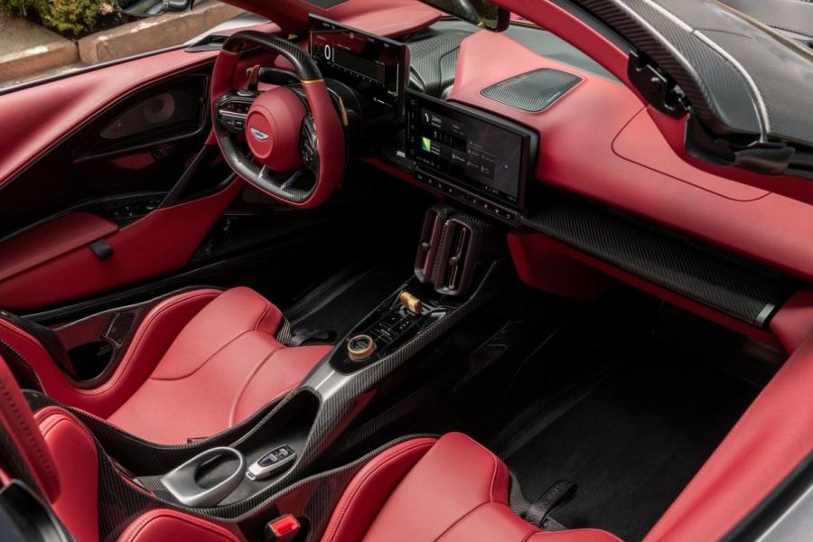 Aston Martin ������ ����� ��������� Valhalla  - 2