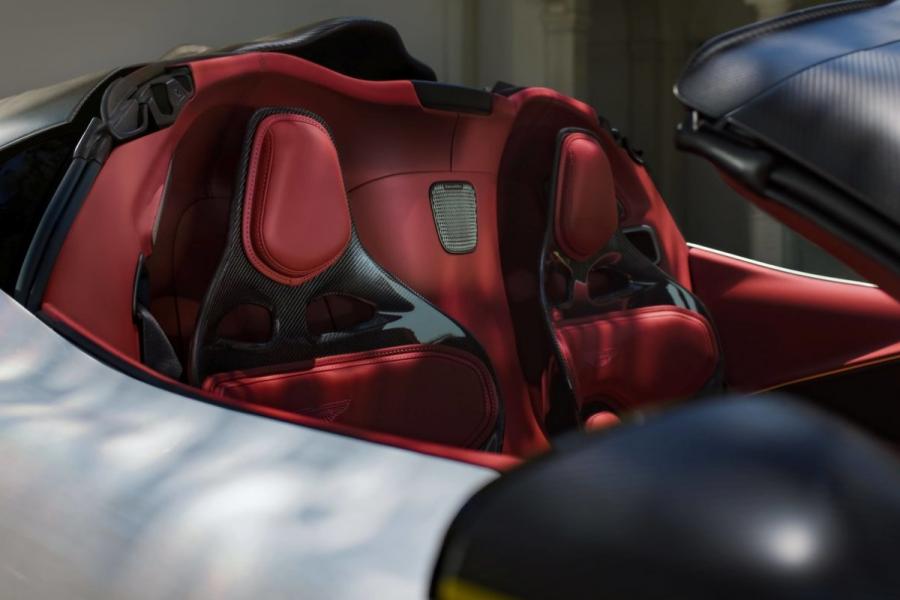 Aston Martin ������ ����� ��������� Valhalla  - 3