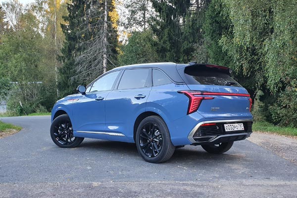   Hongqi HS3   ,     ,     