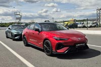 ����-����� Changan UNI-V 2025 - 3