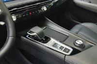 Массивный селектор роботизированной коробки передач – удобный