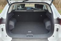 Багажный отсек вместительный, погрузочная высота небольшая