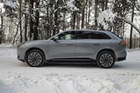 ����-����� Exeed Exlantix ET - 3