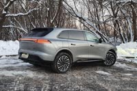 ����-����� Exeed Exlantix ET - 37