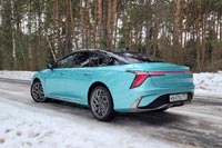 ����-����� Hongqi H6 - 2