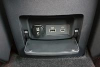 �� ����� ������� ��� USB-������� � ������� �� 12 �