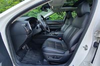 ����-����� Mazda CX-50 - 16
