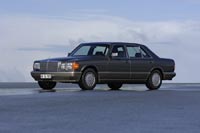 Mercedes-Benz W 126 – самый популярный S-Class. В период с 1980 по 1991 годы компания выпустила 818 тысяч этих автомобилей