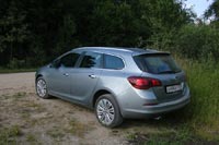 - Opel Astra Sports Tourer - 18